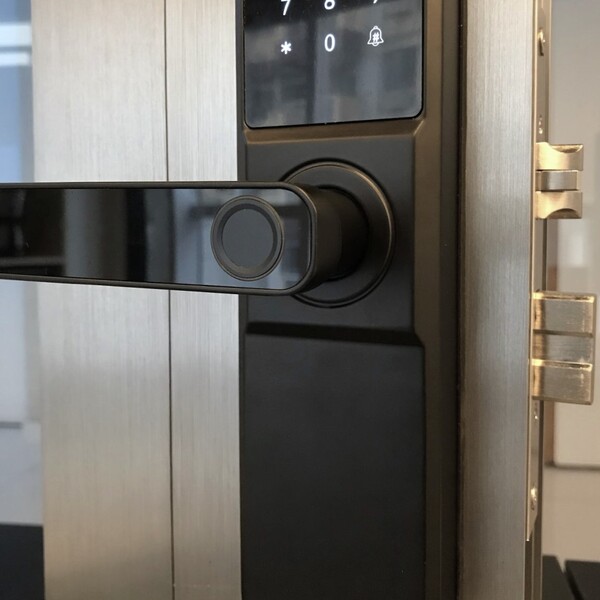 Fechadura Digital Biométrica Beluni Black Wp Smart Ttlock 469 - Imagem 7